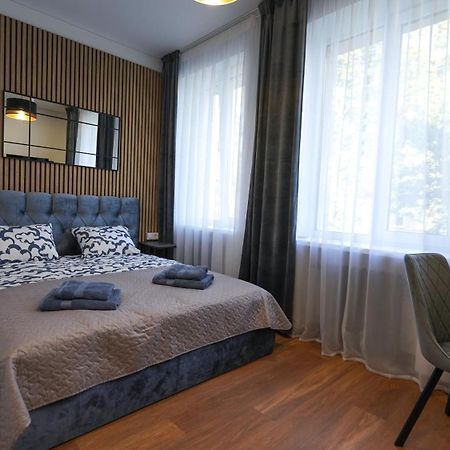 Amber Light Self-Check-In Apartments Каунас Экстерьер фото