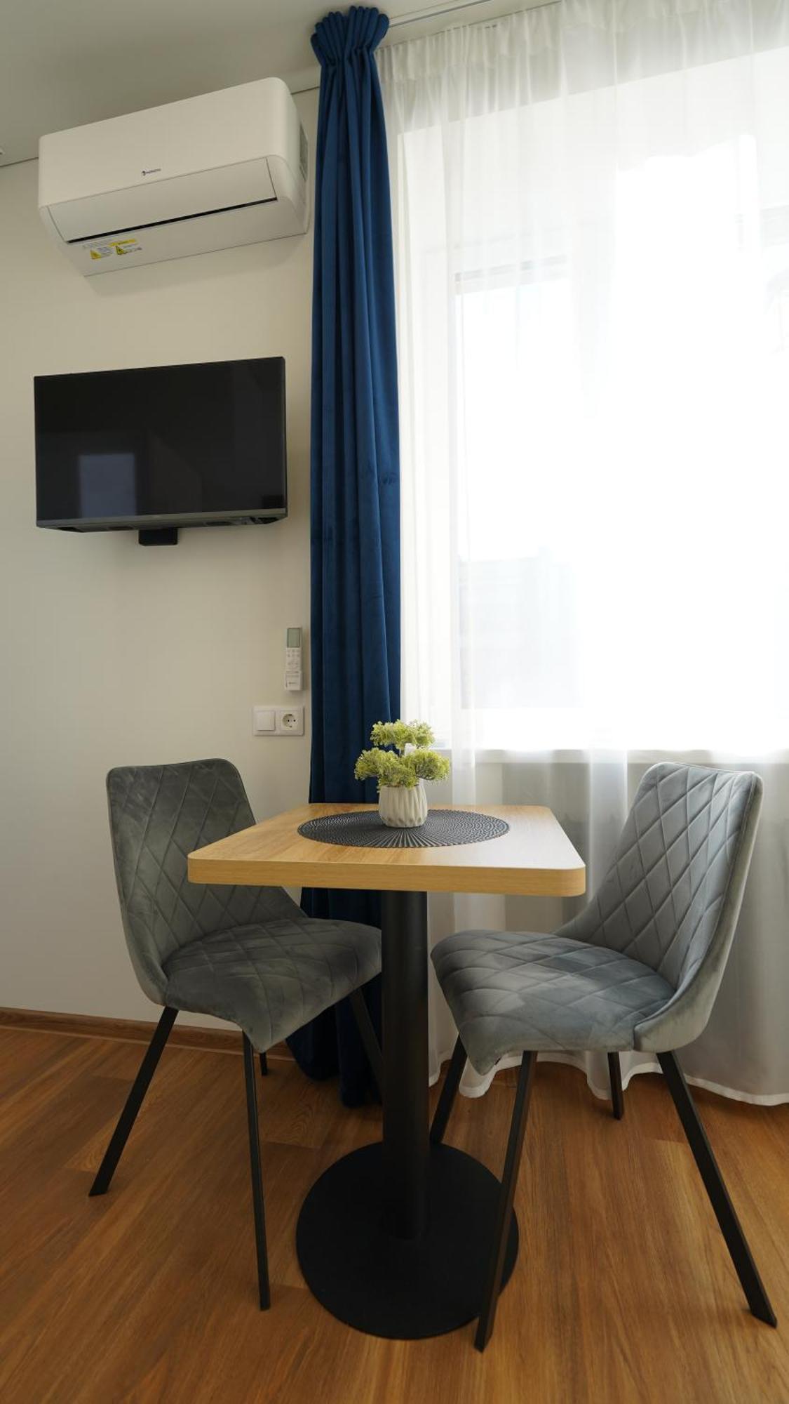 Amber Light Self-Check-In Apartments Каунас Экстерьер фото