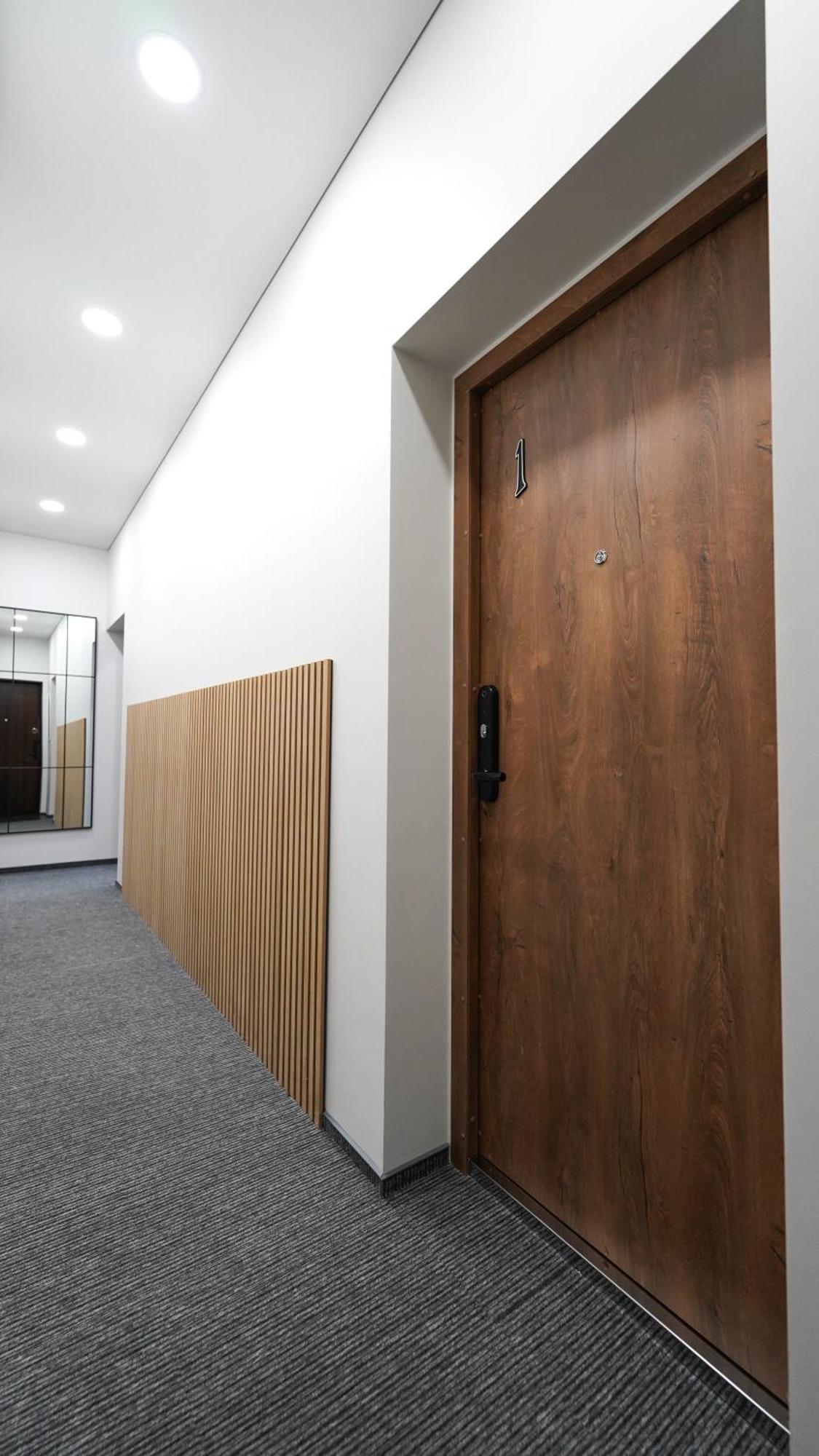 Amber Light Self-Check-In Apartments Каунас Экстерьер фото