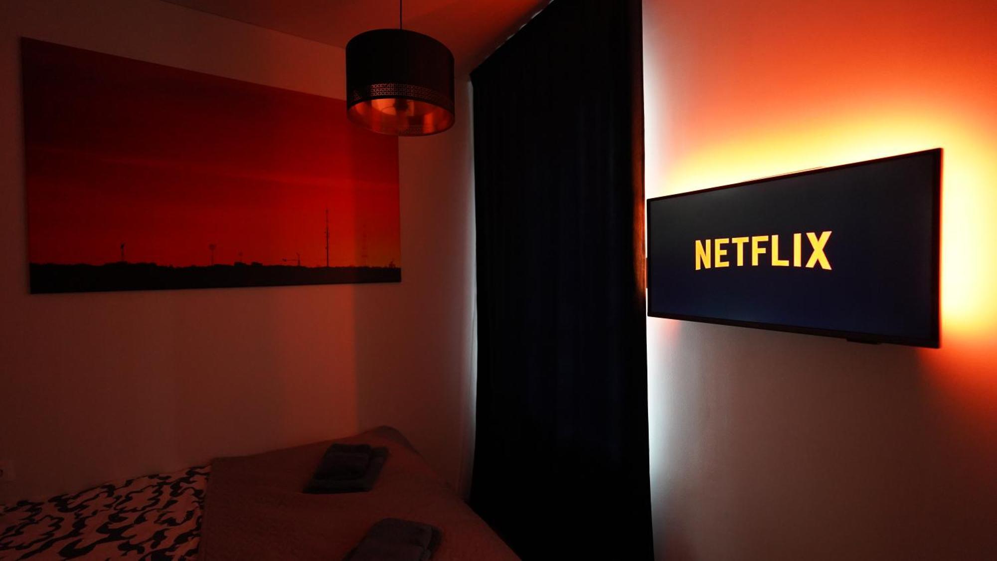 Amber Light Self-Check-In Apartments Каунас Экстерьер фото