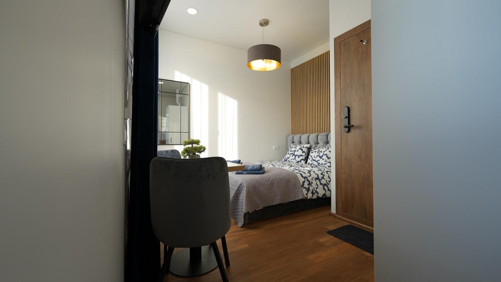 Amber Light Self-Check-In Apartments Каунас Экстерьер фото