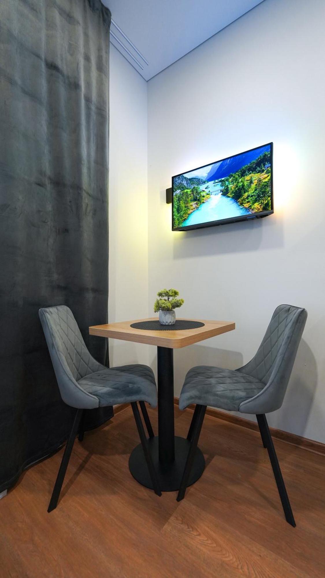 Amber Light Self-Check-In Apartments Каунас Экстерьер фото
