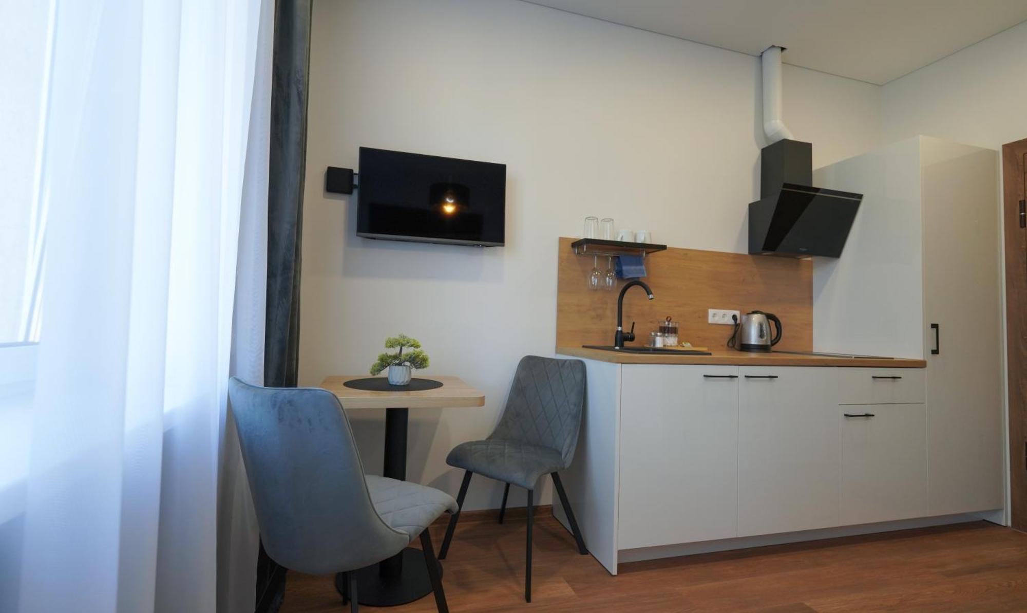 Amber Light Self-Check-In Apartments Каунас Экстерьер фото